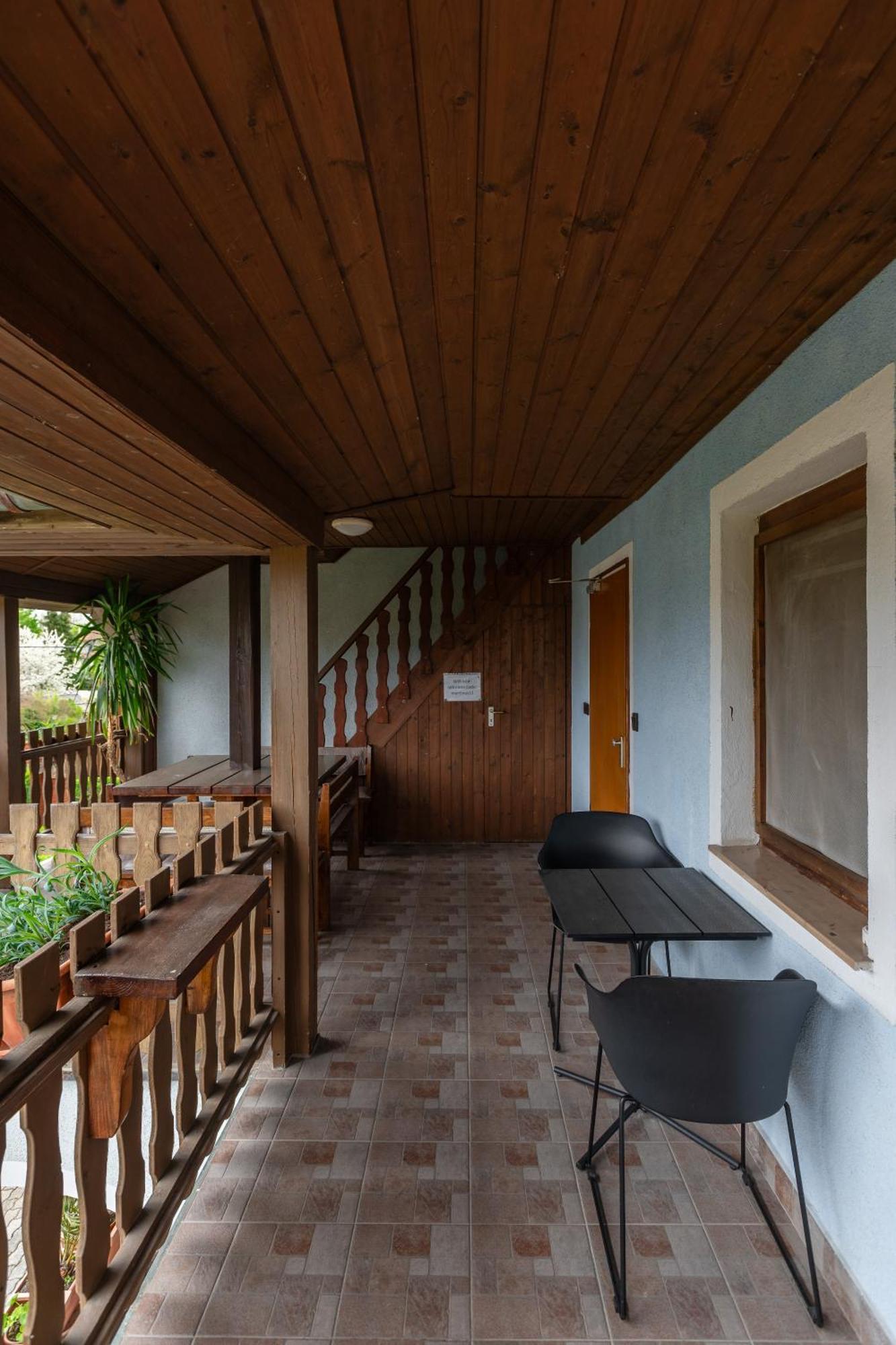 Janika Pension วอนยาร์ควาเชกี ภายนอก รูปภาพ