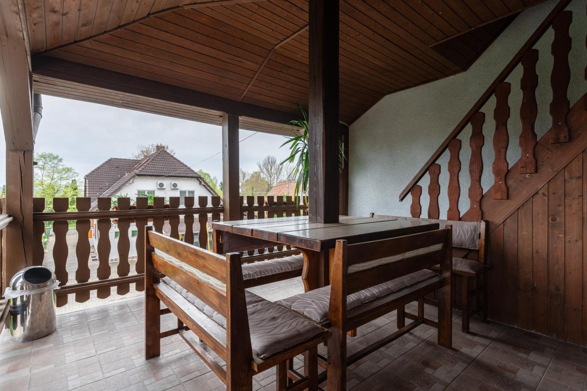 Janika Pension วอนยาร์ควาเชกี ภายนอก รูปภาพ